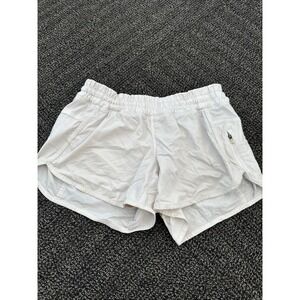 Lululemon Sz 6 Off-White‎ Tracker Shorts Running Gym Walking